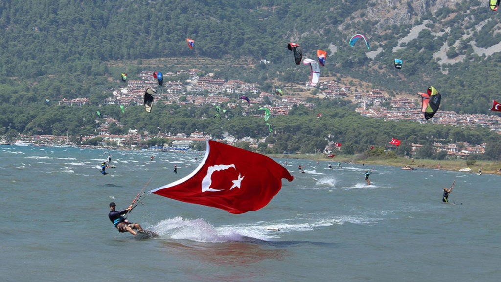 Haritalı Türkiye Kitesurf Rehberi (9 Spot 42 Kitesurf Okulu) – Mutlu Bizler